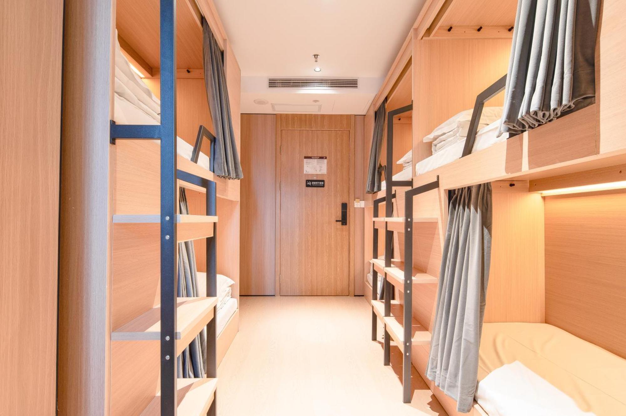 酒店 Dayin Garden -people's Square & Nanjing Road-large Social Area -bar -cafe -gym -free Laundry Luggage Storage -24h Front Desk-english Service 3*